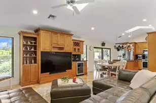 14965 Oatland Ct, Wellington, FL 33414 - Photo 16