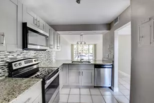 14 Royal Palm Way, Boca Raton, FL 33432 - Photo 8