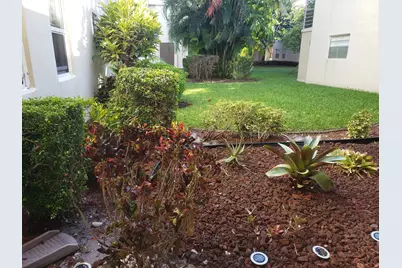 874 Flanders S, Delray Beach, FL 33484 - Photo 14