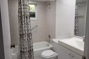 874 Flanders S, Delray Beach, FL 33484 - Photo 4