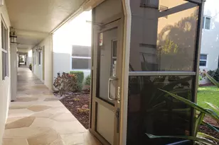 874 Flanders S, Delray Beach, FL 33484 - Photo 8