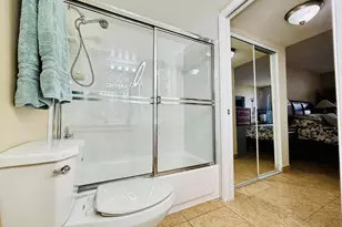 8201 NW 8th St, Miami, FL 33126 - Photo 18