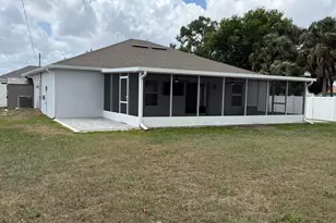 949 SW Fisherman Ave, Port Saint Lucie, FL 34953 - Photo 24