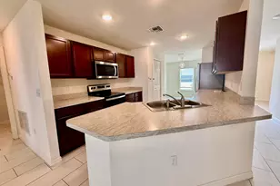 949 SW Fisherman Ave, Port Saint Lucie, FL 34953 - Photo 8