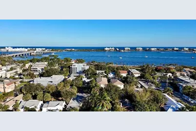 215 S Federal Highway #2 Rear, Lake Worth Beach, FL 33460 - Photo 2