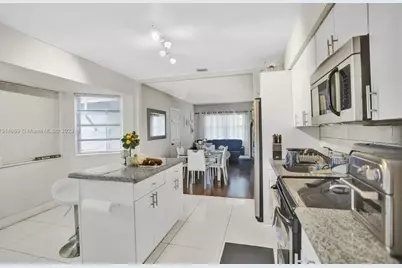 2552 Wiley Street, Hollywood, FL 33020 - Photo 6