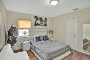 2552 Wiley St, Hollywood, FL 33020 - Photo 10