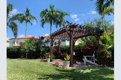 11988 SW Knightsbridge Lane, Port Saint Lucie, FL 34987 - Photo 4