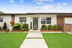 1895 Violet Ave, West Palm Beach, FL 33415 - Photo 4