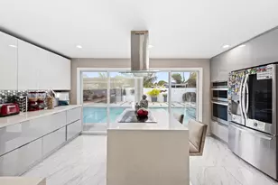 1895 Violet Ave, West Palm Beach, FL 33415 - Photo 20