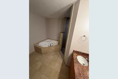 1620 Presidential Way #210, West Palm Beach, FL 33401 - Photo 4