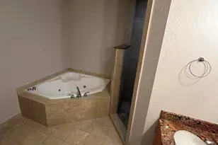 1620 Presidential Way, West Palm Beach, FL 33401 - Photo 4