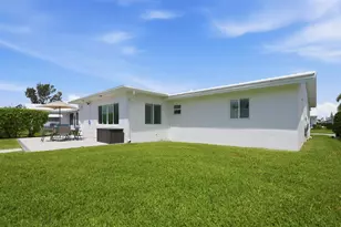 2390 SW 14th Ave, Boynton Beach, FL 33426 - Photo 18