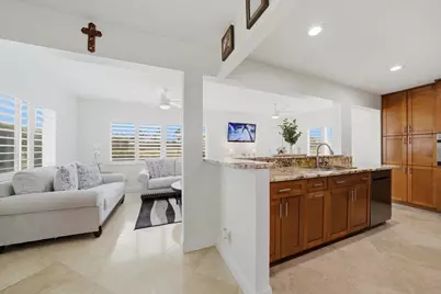 2390 SW 14th Avenue, Boynton Beach, FL 33426 - Photo 10