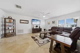 2390 SW 14th Ave, Boynton Beach, FL 33426 - Photo 4