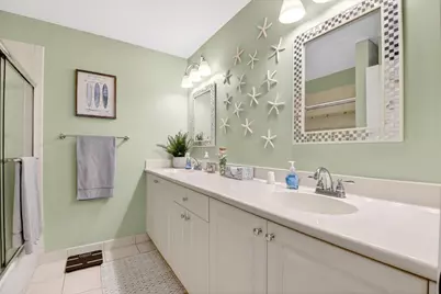 106 Las Brisas Circle, Hypoluxo, FL 33462 - Photo 32