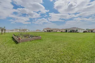 13145 NW Copper Creek Dr, Port Saint Lucie, FL 34987 - Photo 30