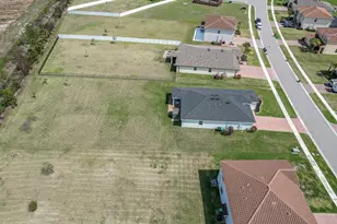 13145 NW Copper Creek Dr, Port Saint Lucie, FL 34987 - Photo 34