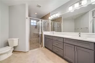 8277 NW 127th Ln, Parkland, FL 33076 - Photo 14