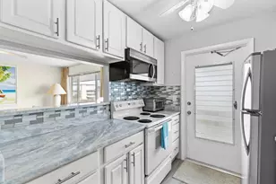 100 Doolen Ct, North Palm Beach, FL 33408 - Photo 8