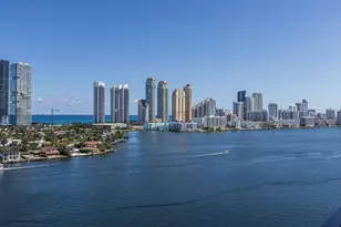 3600 Mystic Pointe Dr, Aventura, FL 33180 - Photo 2