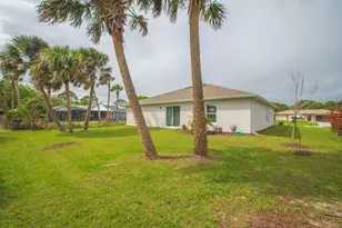 450 Kendall Ave, Sebastian, FL 32958 - Photo 30