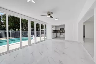 334 SW 13th Ave, Boynton Beach, FL 33435 - Photo 8