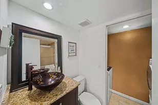 149 Lake Arbor Dr, Palm Springs, FL 33461 - Photo 8