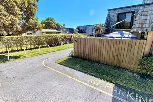 149 Lake Arbor Dr, Palm Springs, FL 33461 - Photo 38