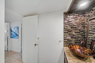 149 Lake Arbor Dr, Palm Springs, FL 33461 - Photo 16