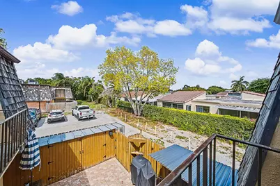 149 Lake Arbor Drive, Palm Springs, FL 33461 - Photo 20
