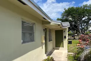 390 SW 27th Terrace, Fort Lauderdale, FL 33312 - Photo 1