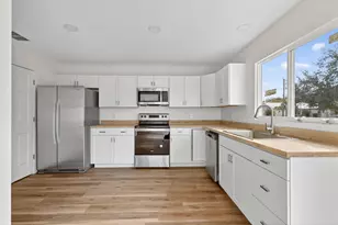 2101 SE Holland St, Port Saint Lucie, FL 34952 - Photo 16