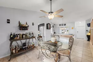 125 Parkwood Dr, Royal Palm Beach, FL 33411 - Photo 14
