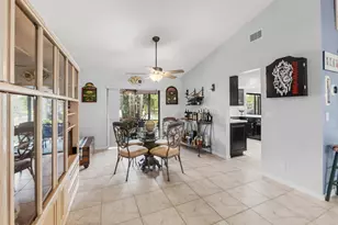 125 Parkwood Dr, Royal Palm Beach, FL 33411 - Photo 16