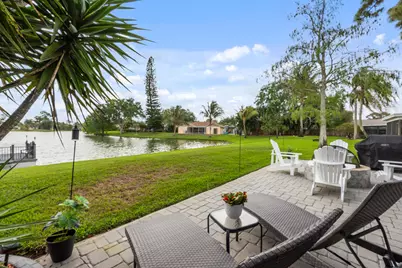 125 Parkwood Drive, Royal Palm Beach, FL 33411 - Photo 32