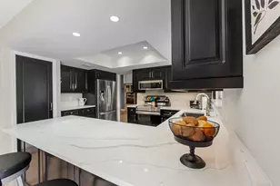 125 Parkwood Dr, Royal Palm Beach, FL 33411 - Photo 4