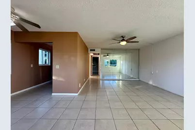 378 Durham L Circle #378, Deerfield Beach, FL 33442 - Photo 2