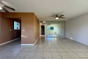 378 Durham L Circle, Deerfield Beach, FL 33442 - Photo 2