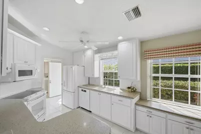 1253 NW Bentley Circle #a, Port Saint Lucie, FL 34986 - Photo 6