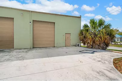 515 S 3rd Street, Fort Pierce, FL 34950 - Photo 8