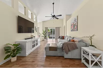 6578 Geneva Street, Lake Worth, FL 33467 - Photo 2