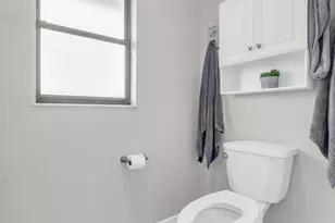 757 NE Eastlake St, Port Saint Lucie, FL 34983 - Photo 10