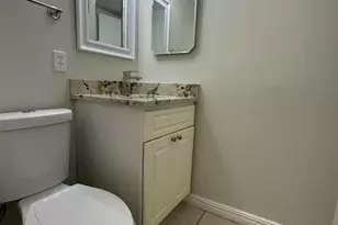 555 SE 8th St, Deerfield Beach, FL 33441 - Photo 12