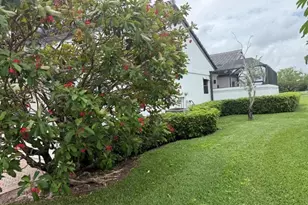 9 Windsor Ln, Boynton Beach, FL 33436 - Photo 6