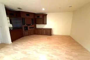 9 Windsor Ln, Boynton Beach, FL 33436 - Photo 12
