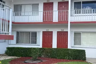 3320 Lake Osborne Dr, Lake Worth Beach, FL 33461 - Photo 2