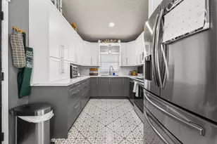 8610 NW 46th St, Lauderhill, FL 33351 - Photo 18