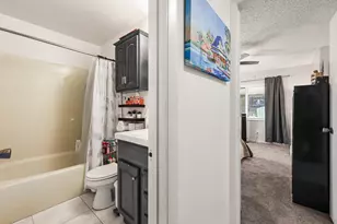 8610 NW 46th St, Lauderhill, FL 33351 - Photo 42