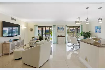 10223 N Circle Lake Drive #102, Boynton Beach, FL 33437 - Photo 4